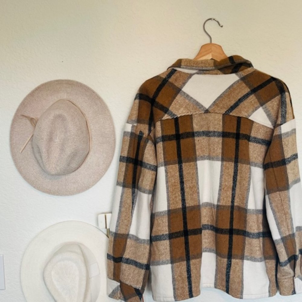 Entro Plaid Shacket - Picture 5 of 5